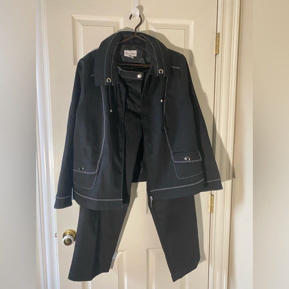 Tanjay 2pc Pant suit - Picture 1 of 3